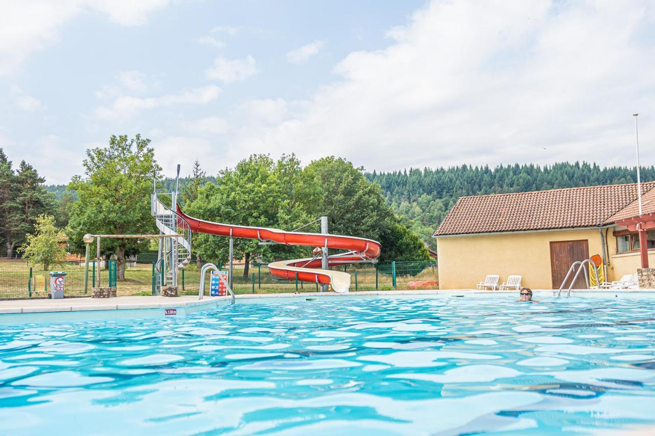 Villages De Gites Le Pigeonnier Le Malzieu-Ville Zewnętrze zdjęcie